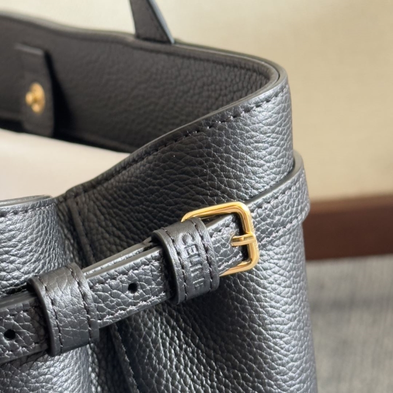 Ce1i*e cabas bags